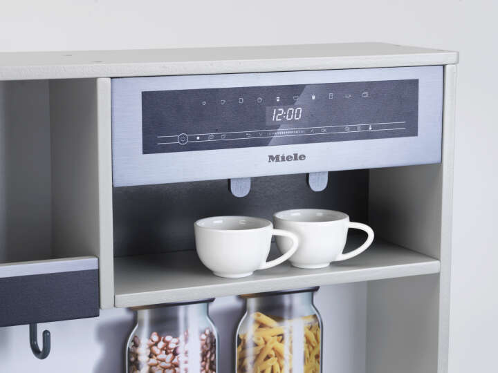 klein Miele Kinder-Spielküche "Family"